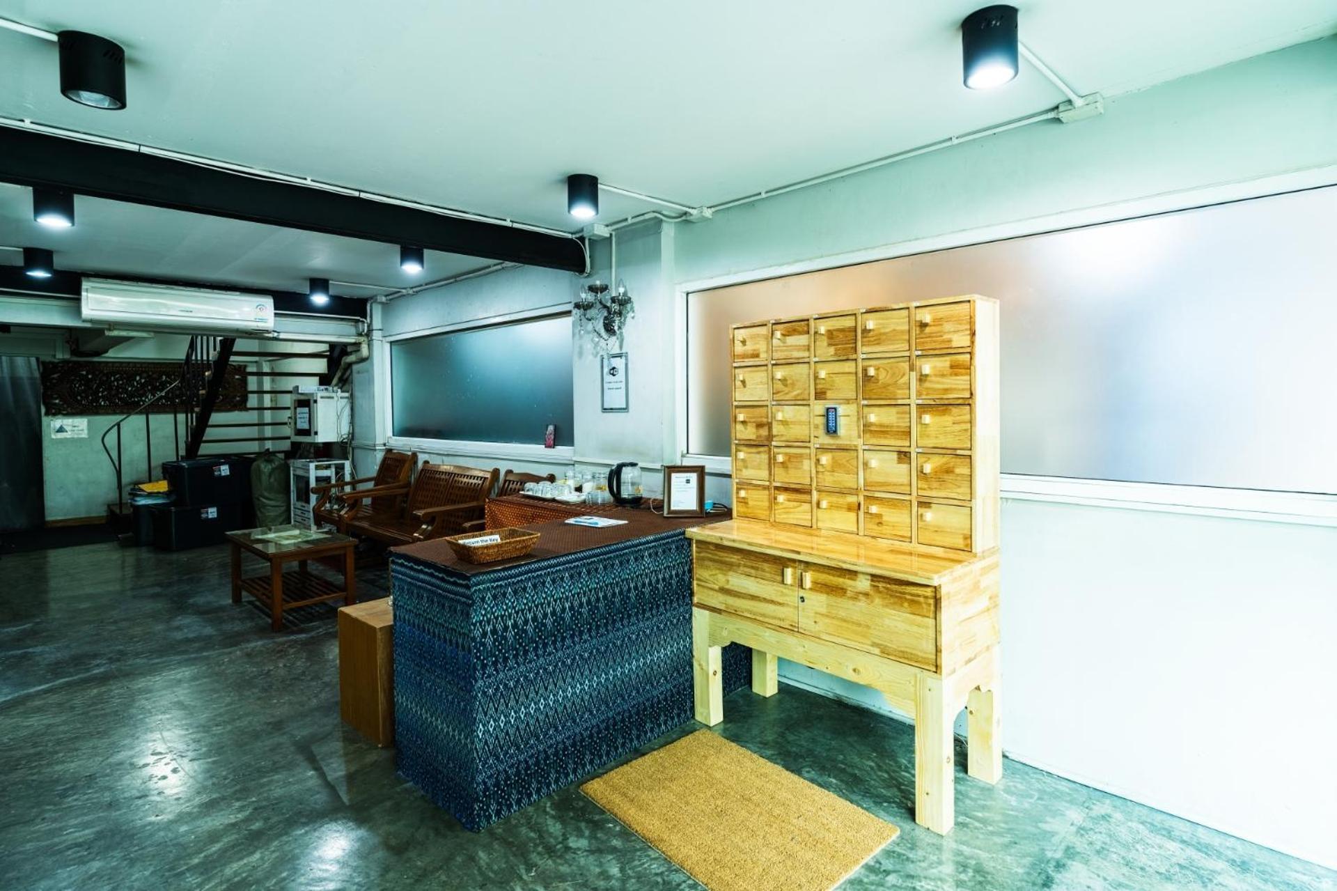 โกอินน์ ตรอกข้าวสาร Go Inn Khaosan Road 방콕 외부 사진